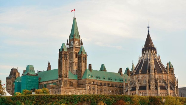 پرداخت شهریه دانشگاه‌های کانادا چگونه انجام می‌شود؟